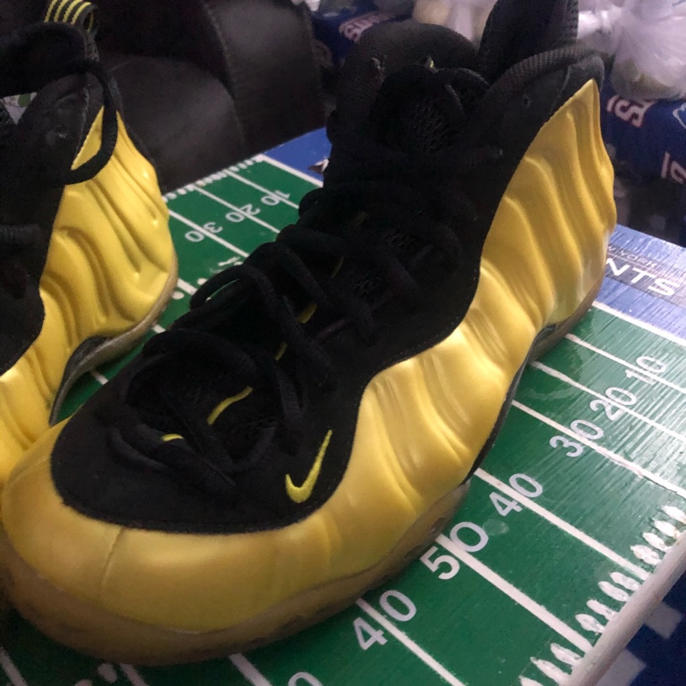 Size12 foam posits